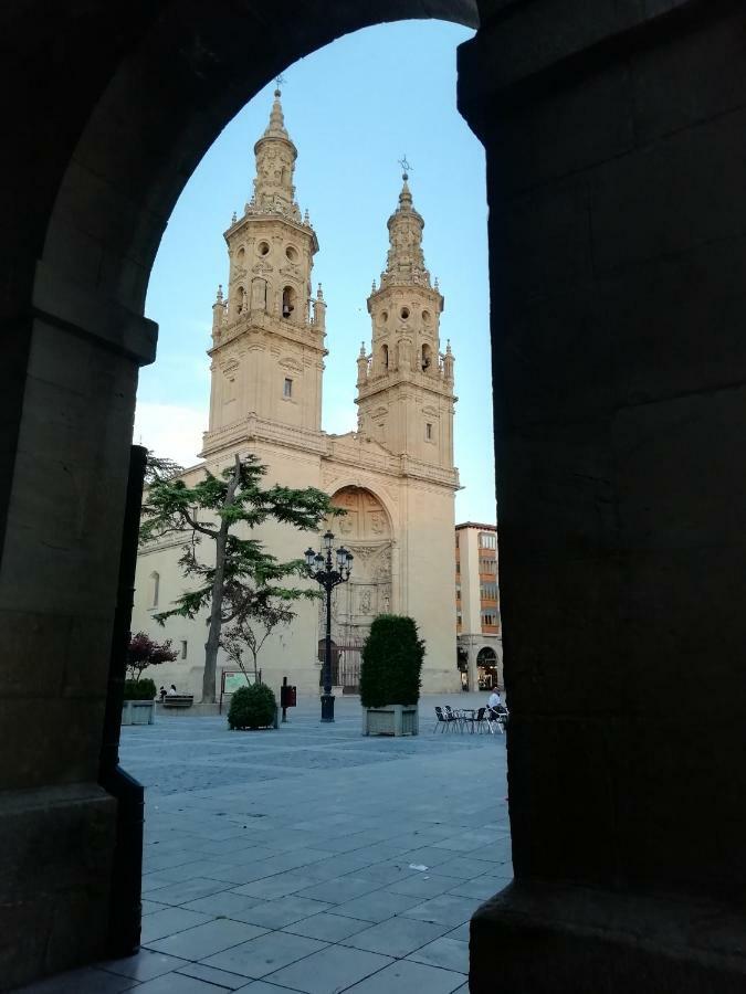 Apartamento Turistico Santiago Logroño Zewnętrze zdjęcie